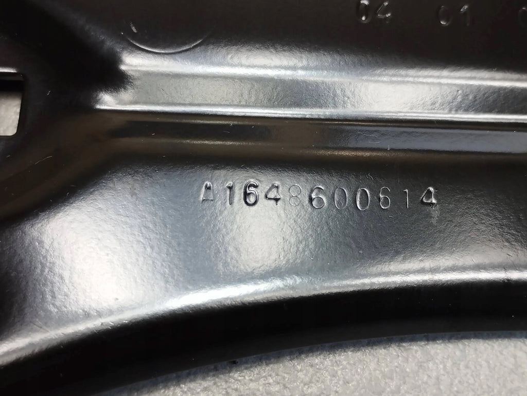 Mercedes ML W164 FLOOR MOUNT A1648600614