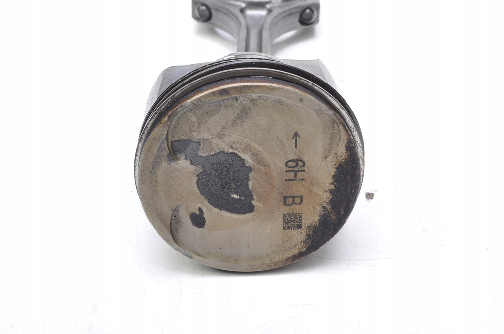 NIRO 1.6 GDI141KM PISTON WITH CONNECTOR G4LE 2021R