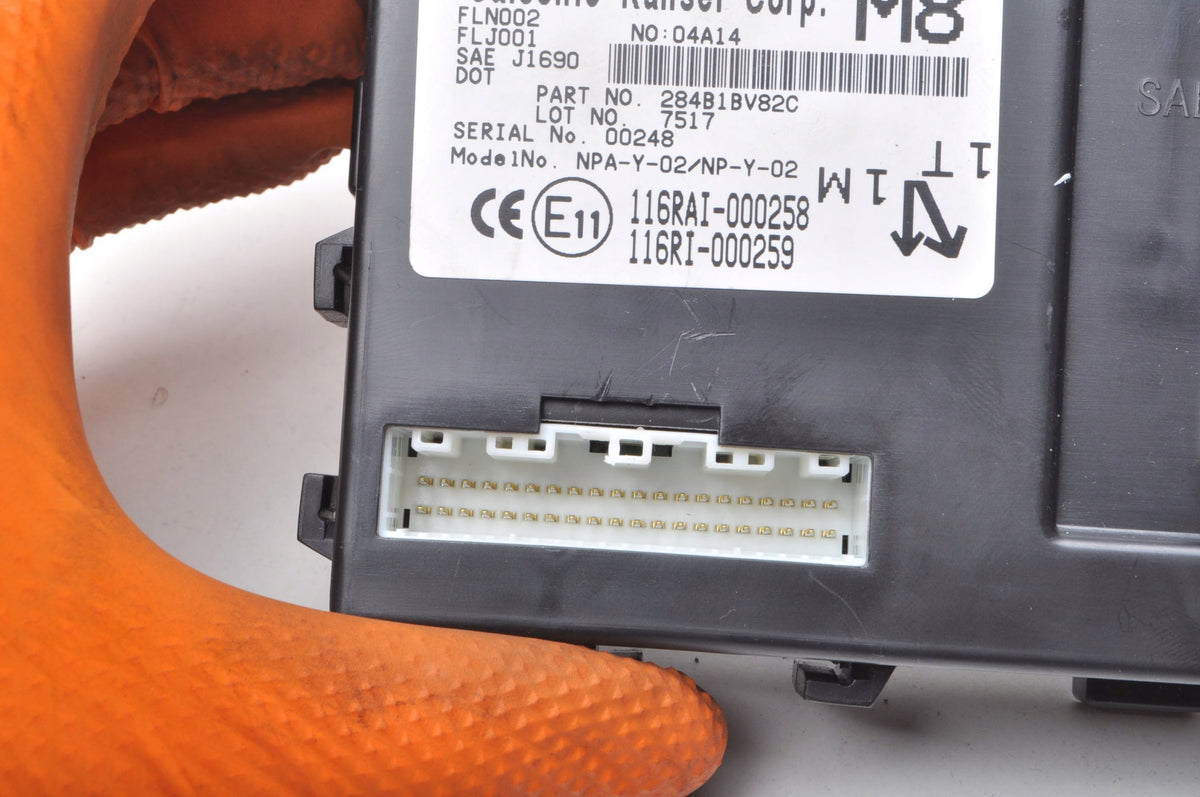 NISSAN JUKE F15 1.6 LIFT COMPUTER MODULE DRIVER BCM 284B1BV82C