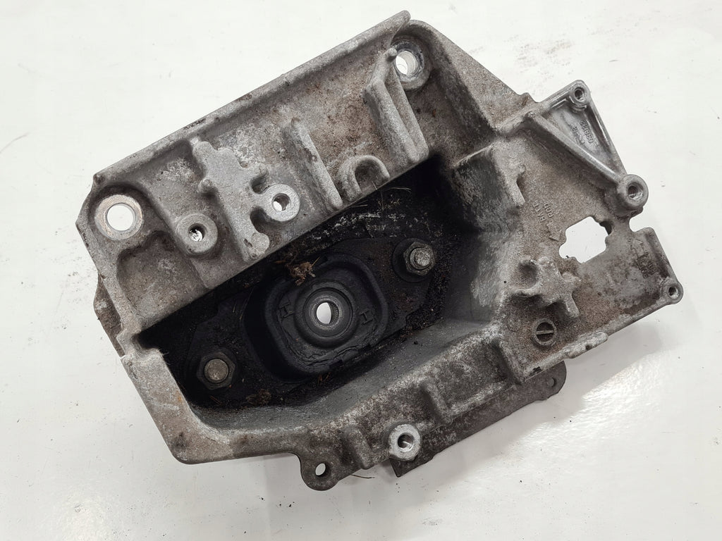 NISSAN JUKE F15 GEARBOX ENGINE CUSHION 1.5DCI