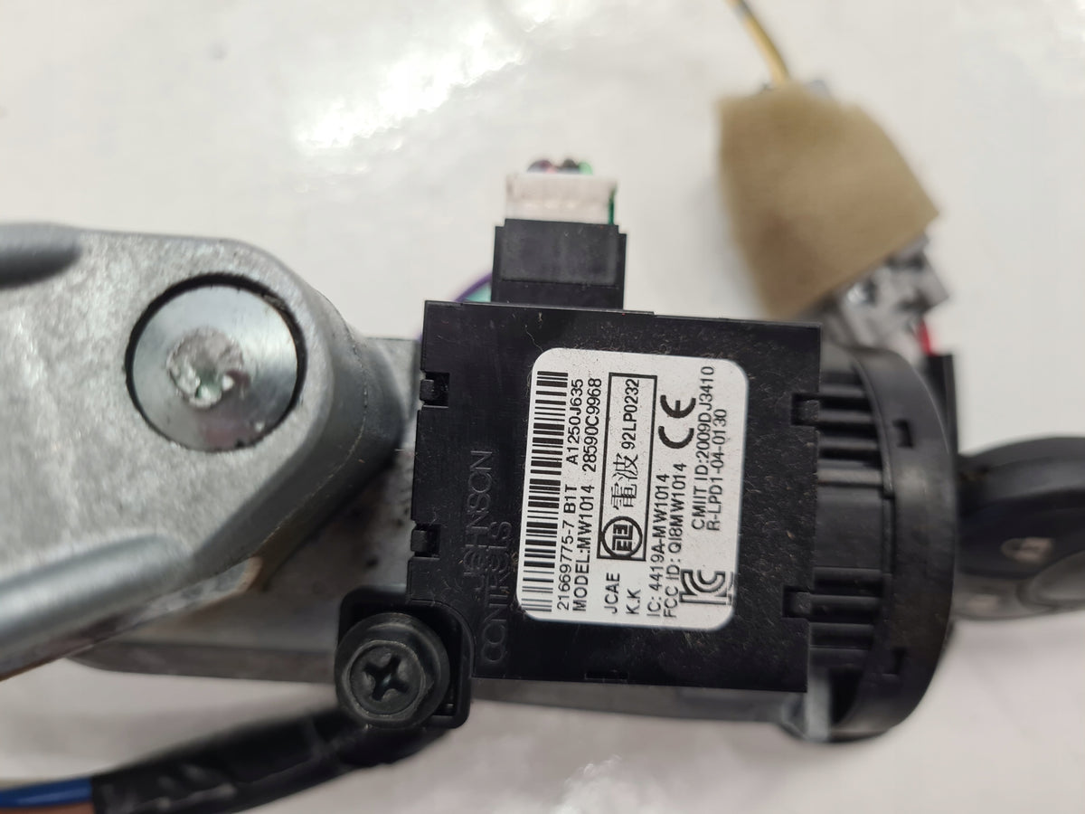 NISSAN JUKE F15 IGNITION KEY 1.6 16V