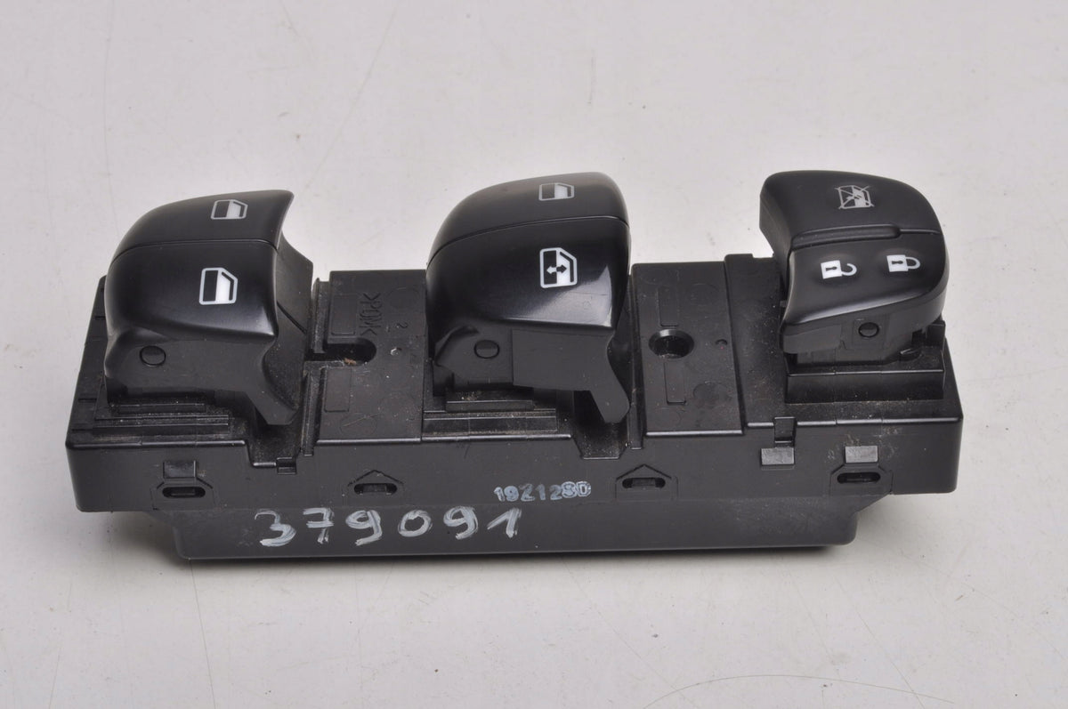 NISSAN MICRA K14 PANEL WINDOW LOWERING BUTTON