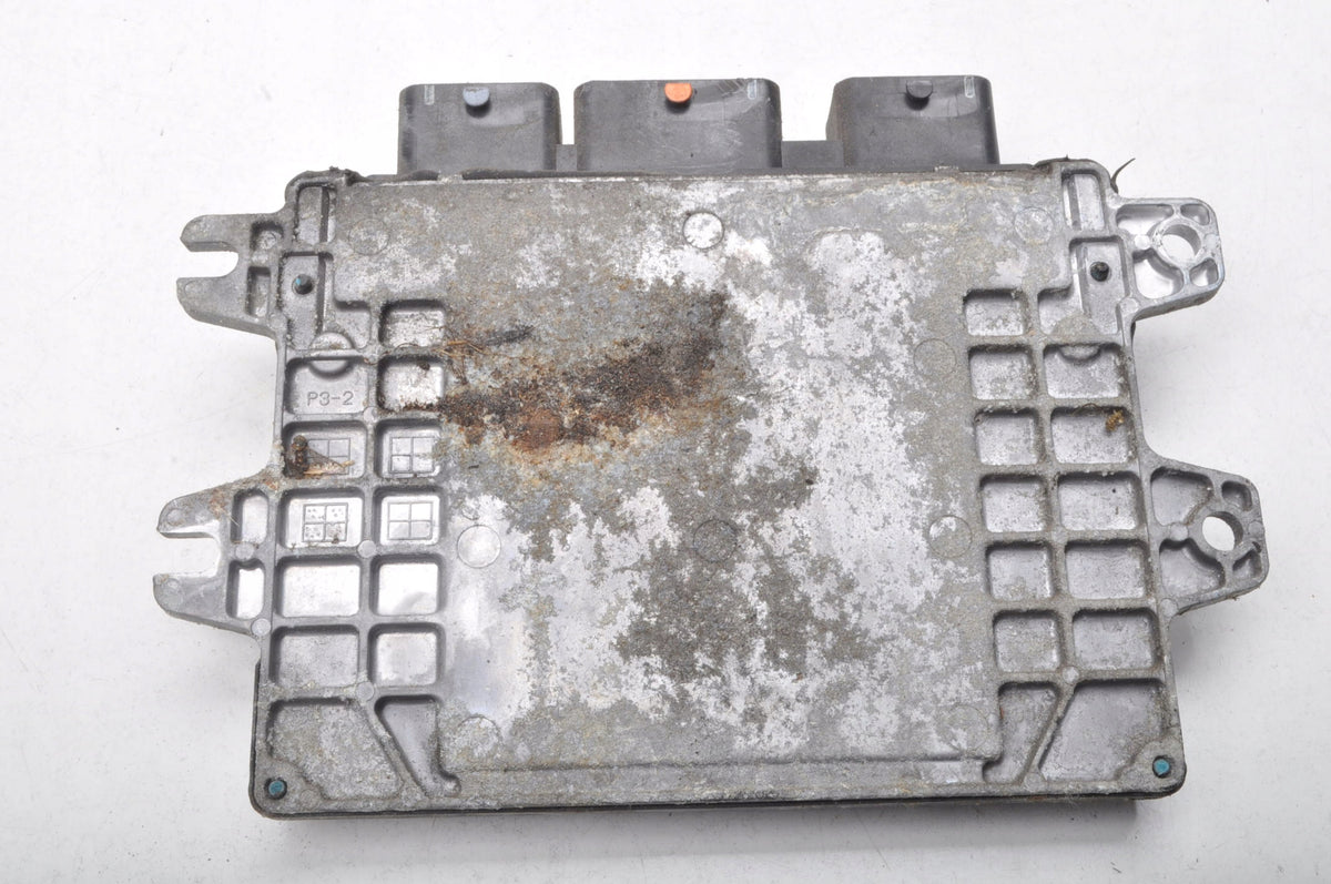 NISSAN NOTE E11 1.6 COMPUTER ENGINE DRIVER MEC93-040