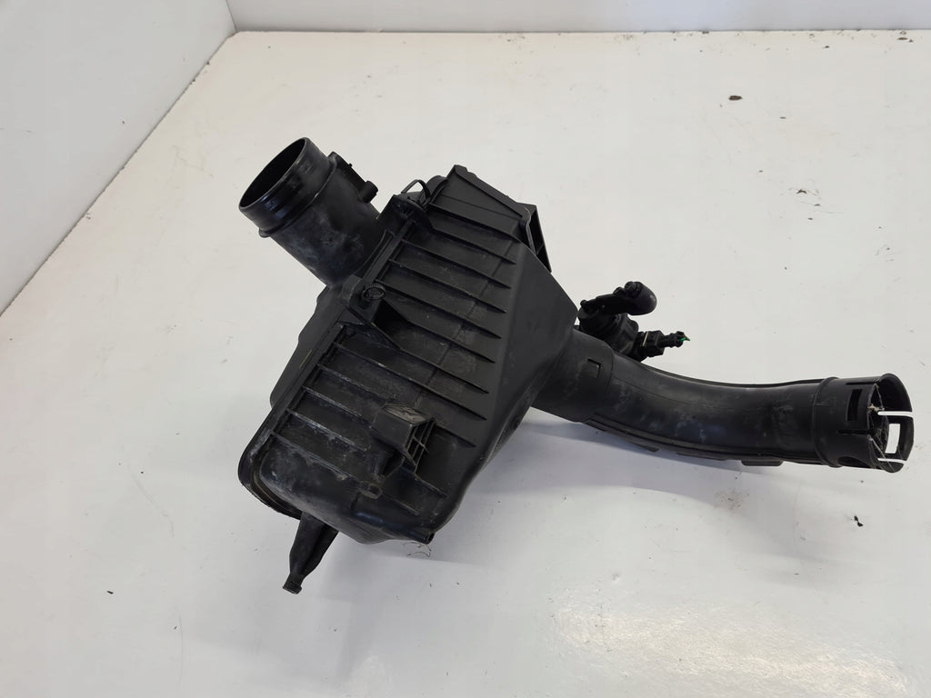 NISSAN QASHQAI AND J10 AIR FILTER HOUSING 2.0DCI