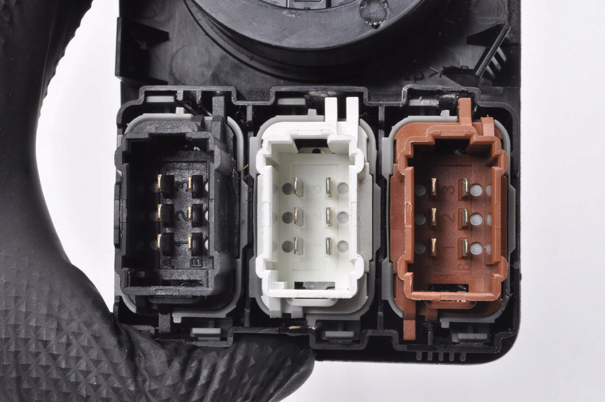 NISSAN QASHQAI AND J10 DRIVE SWITCH 96912-JD61A