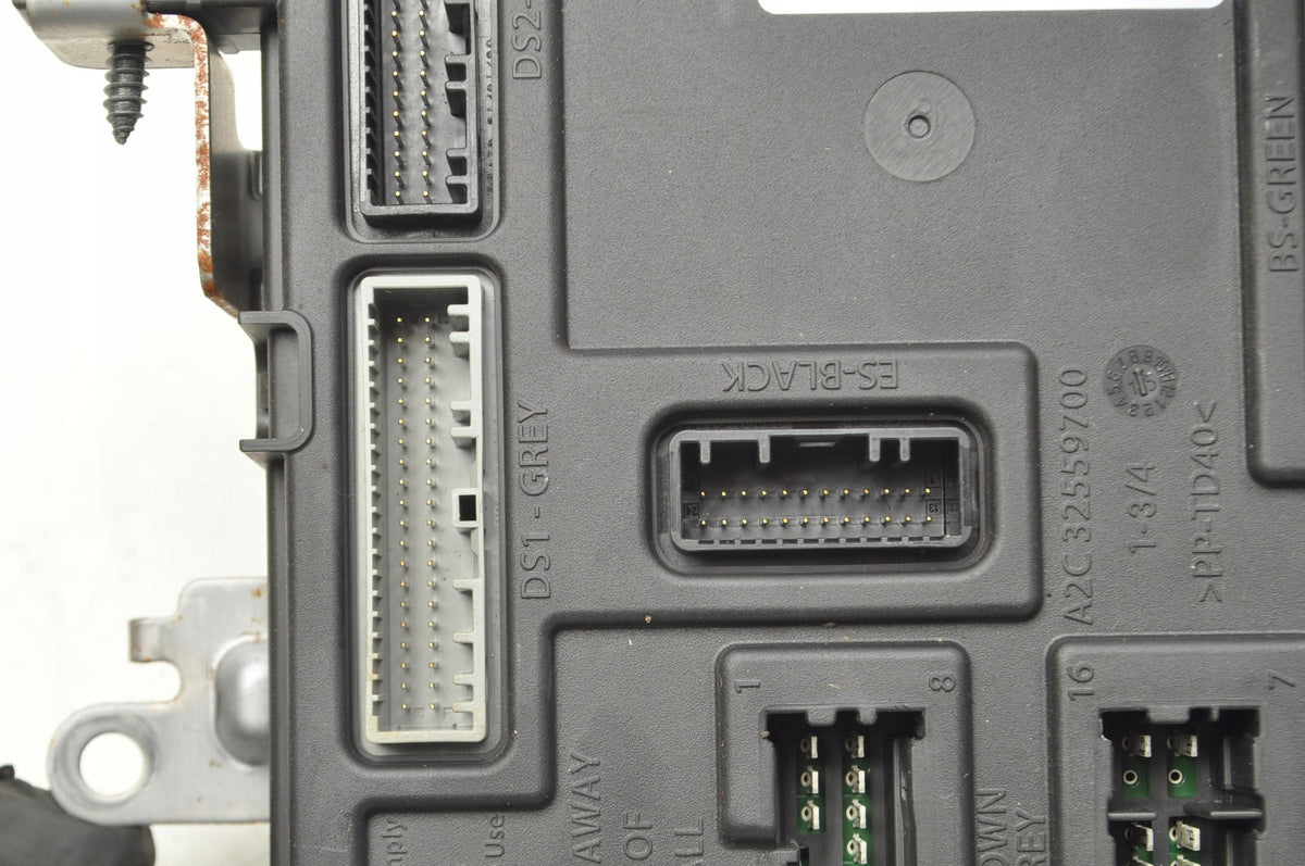 NISSAN X-TRAIL III T32 1.6 DCI DRIVER MODULE 284B1-4CB5B
