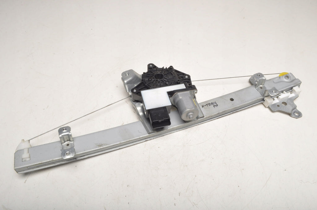 NISSAN X-TRAIL IV T33 WINDOW LIFTER RIGHT FRONT 5D 807506RN1A 23R