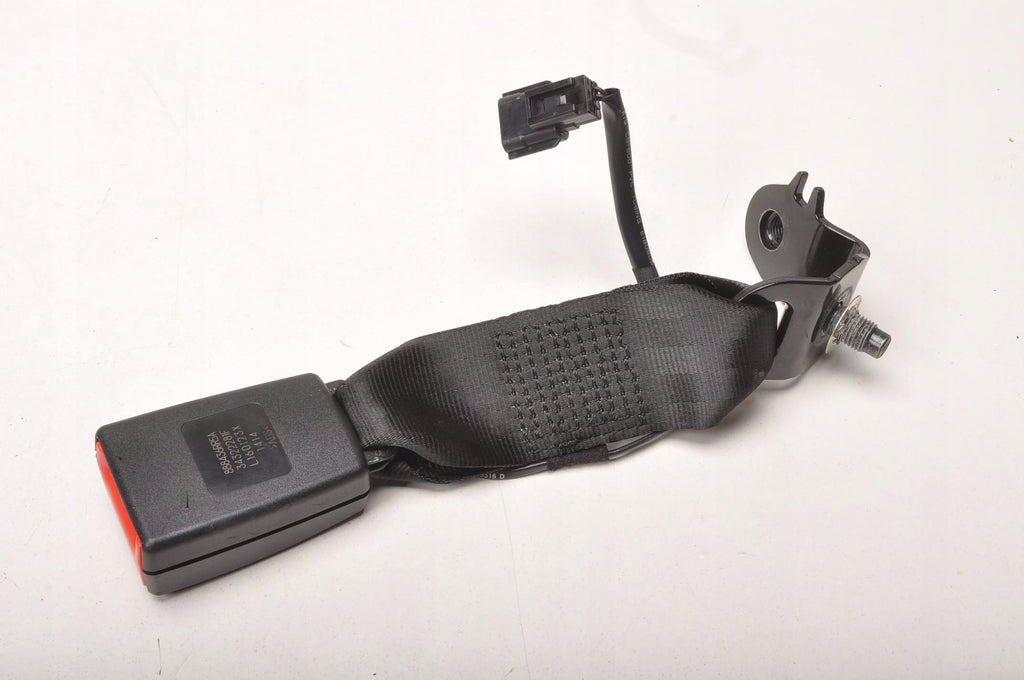 NISSAN X-TRAIL T33 SEAT BELT FASTENER 888436RR5A