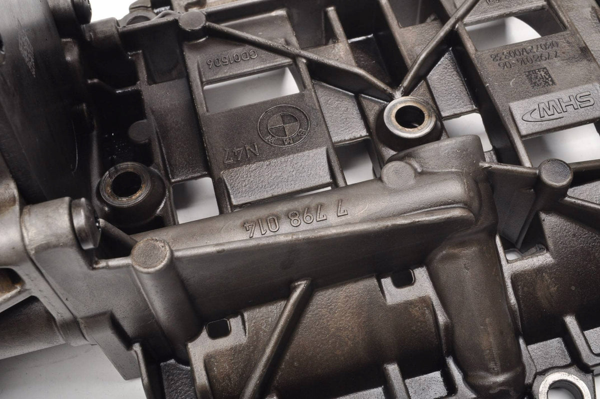 OIL PUMP BMW E90 E91 2.0 D 7798014