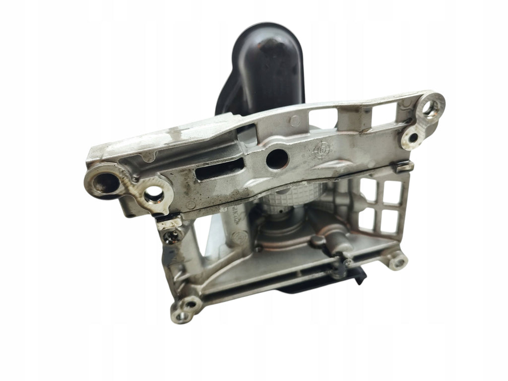 OIL PUMP BMW F11 F10 E70 E71 E90 E91 E93 3.0 D N57D30 7805316 15713-02
