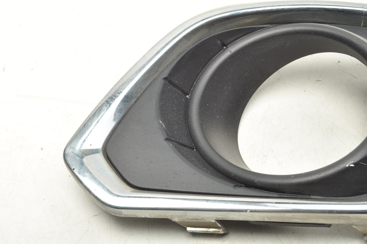 OPEL ANTARA FRAME HALOGEN GRILLE LEFT 25953667 25953663