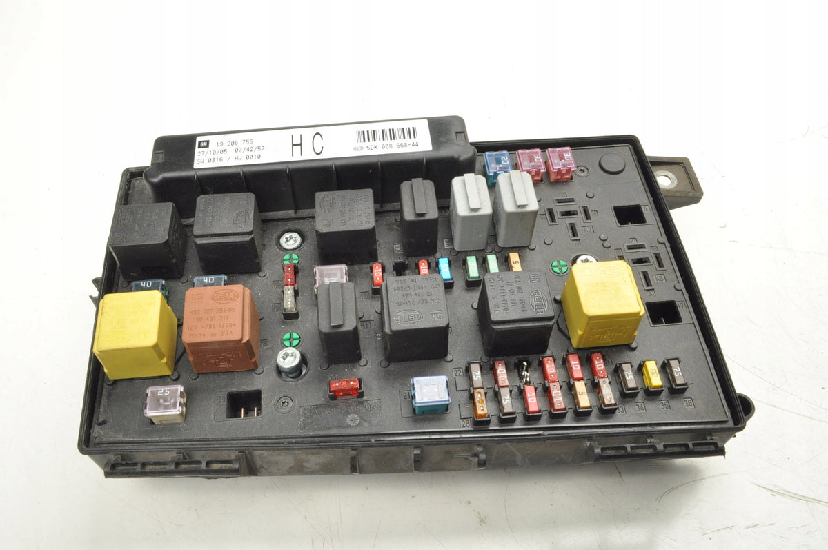 OPEL ASTRA H III FUSE BOX 13206755