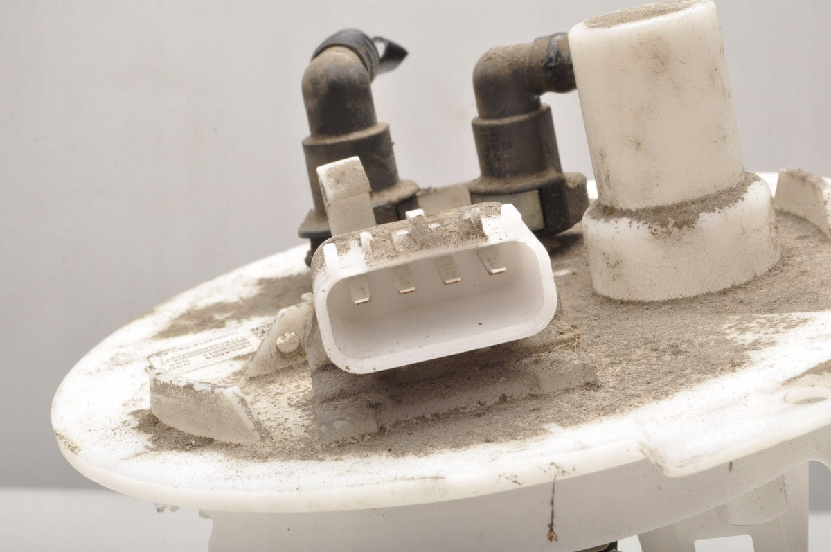 OPEL ASTRA J IV 1.4 T FUEL PUMP 13594894