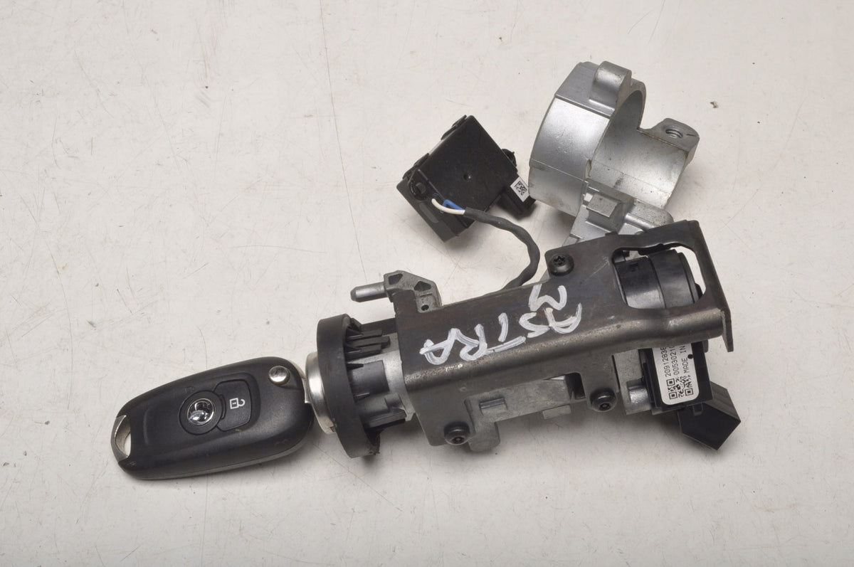OPEL ASTRA J IV IGNITION KEY 13326419
