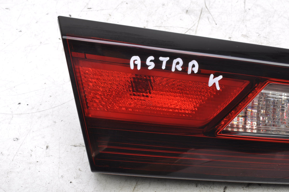 OPEL ASTRA K LAMP LEFT REAR FLAP HB ANGLIK 13401522