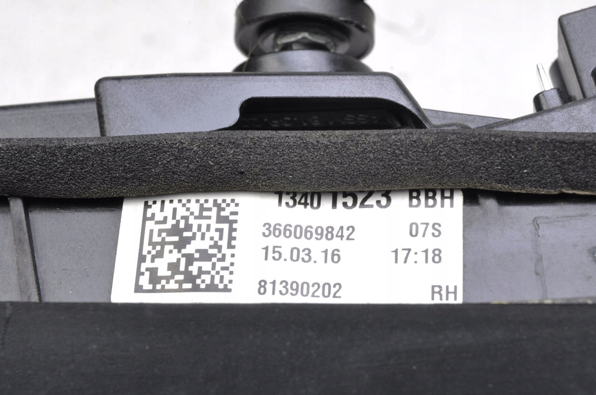 OPEL ASTRA K LAMP RIGHT REAR FLAP HB ANGLIK 13401523
