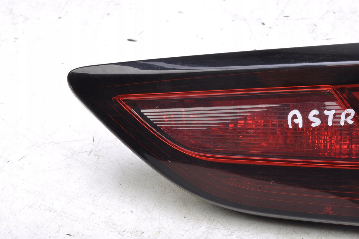 OPEL ASTRA K LAMP RIGHT REAR FLAP HB ANGLIK 13401523