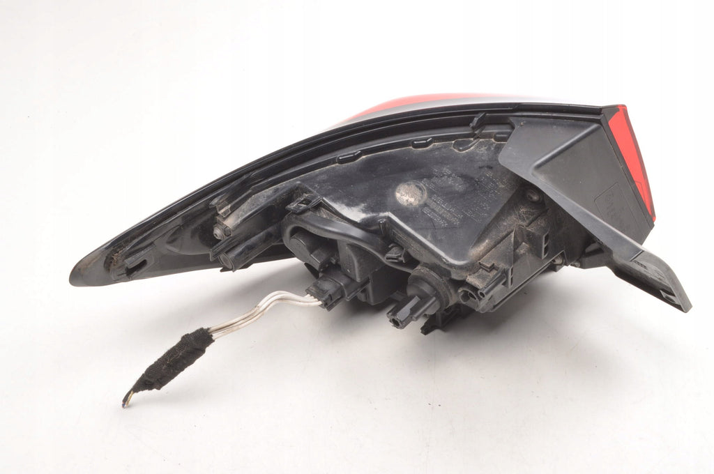 OPEL ASTRA K V LAMP RIGHT REAR 39099015 HATCHBACK 5D