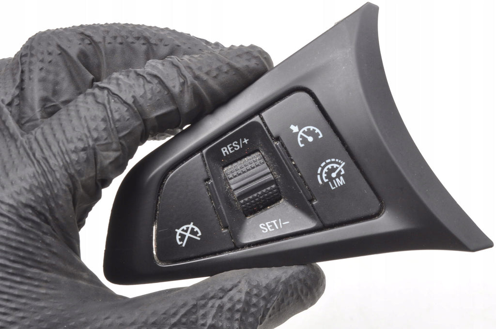 OPEL ASTRA K V STEERING WHEEL BUTTONS 13470319