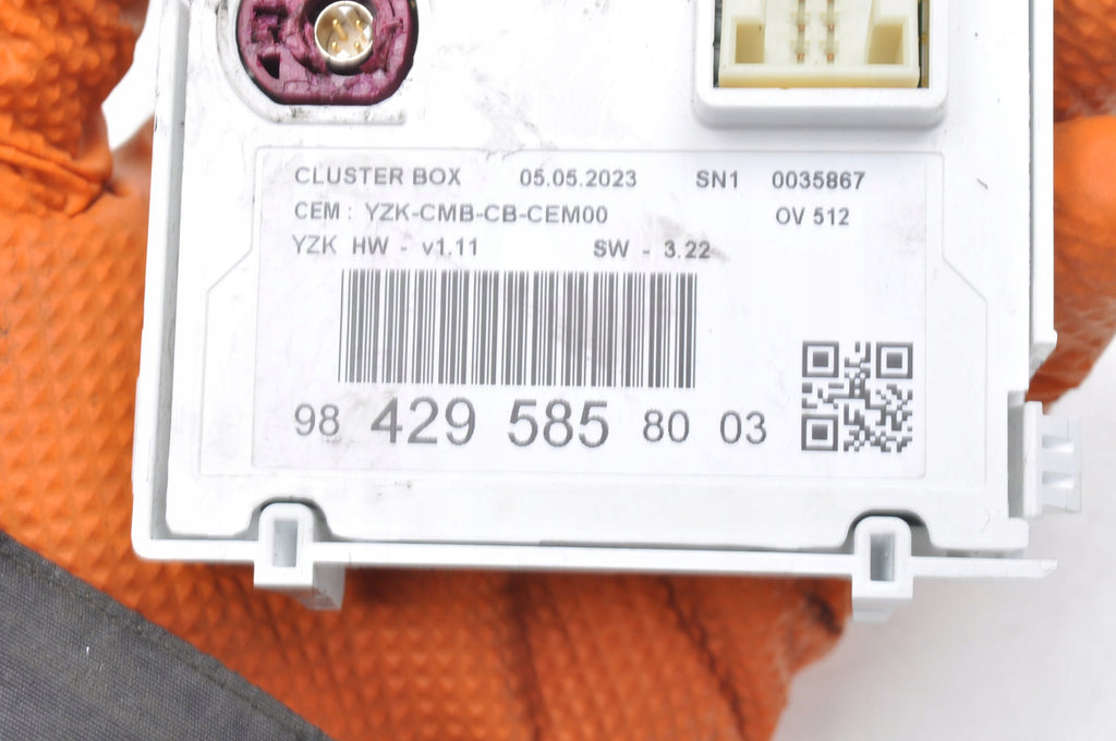 OPEL ASTRA L DISPLAY RELAY MODULE 2023 9842958580