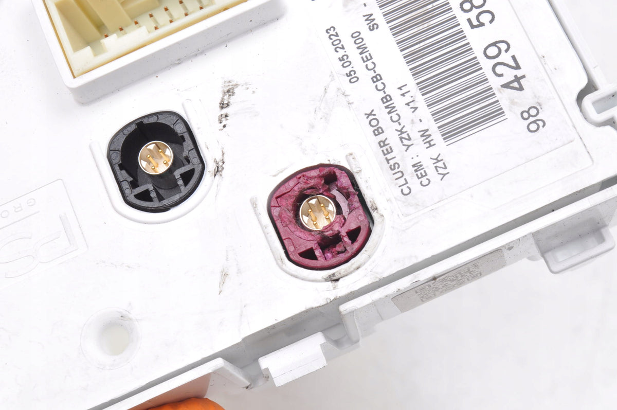 OPEL ASTRA L DISPLAY RELAY MODULE 2023 9842958580