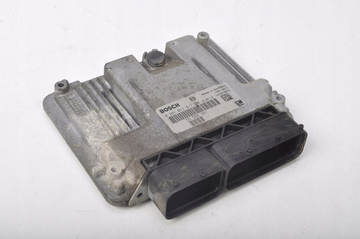 OPEL C SIGNUM 1.9 CDTI 150 KM COMPUTER ENGINE CONTROLLER 55556261