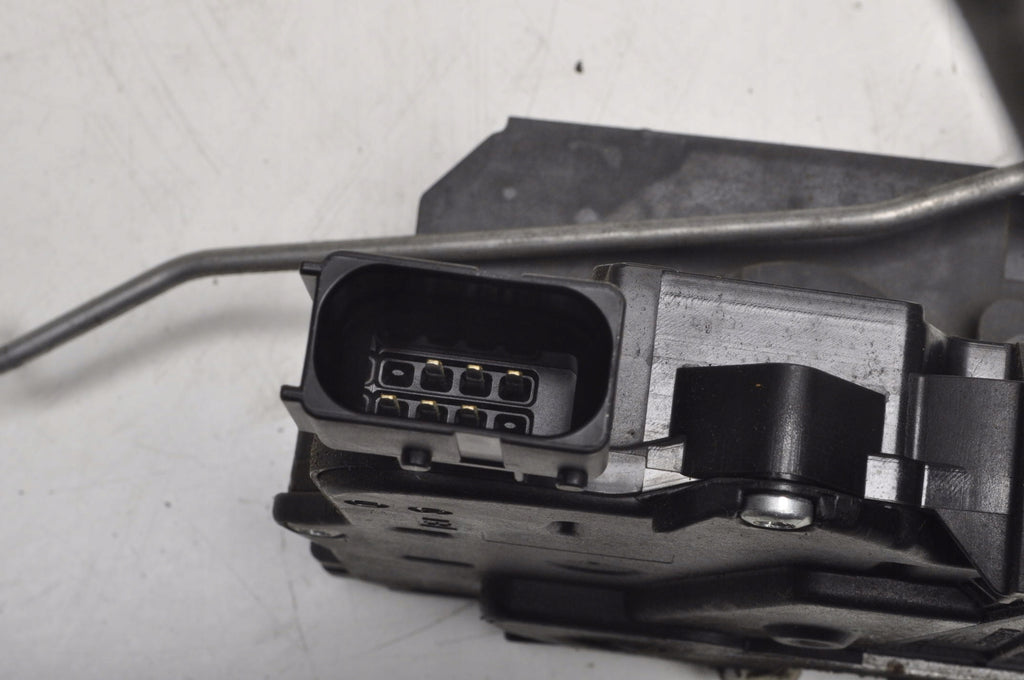 OPEL CORSA D DOOR LOCK RIGHT FRONT 1325827