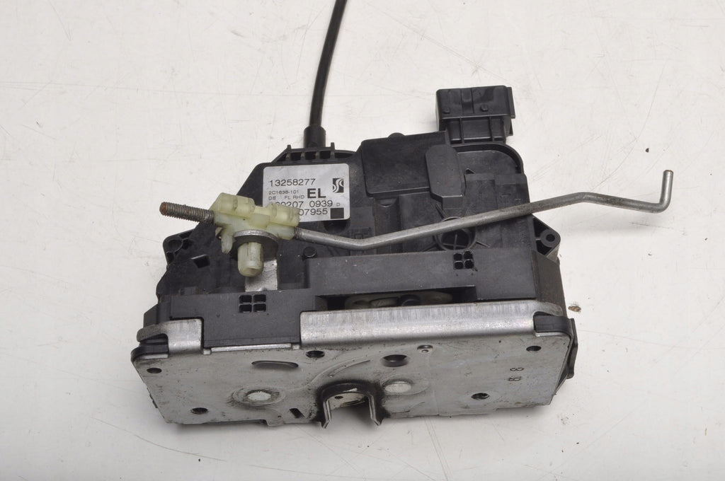 OPEL CORSA D DOOR LOCK RIGHT FRONT 1325827