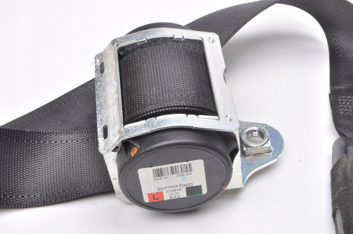 OPEL CORSA D SEAT BELT LEFT FRONT CLIP 13225280