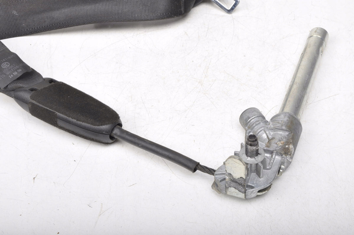 OPEL CORSA D SEAT BELT RIGHT FRONT 3D 13262567