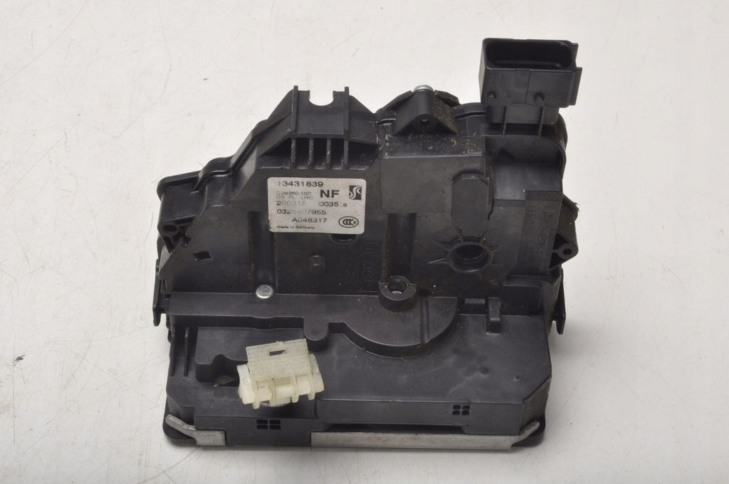OPEL CORSA E DOOR LOCK LEFT FRONT 13431839