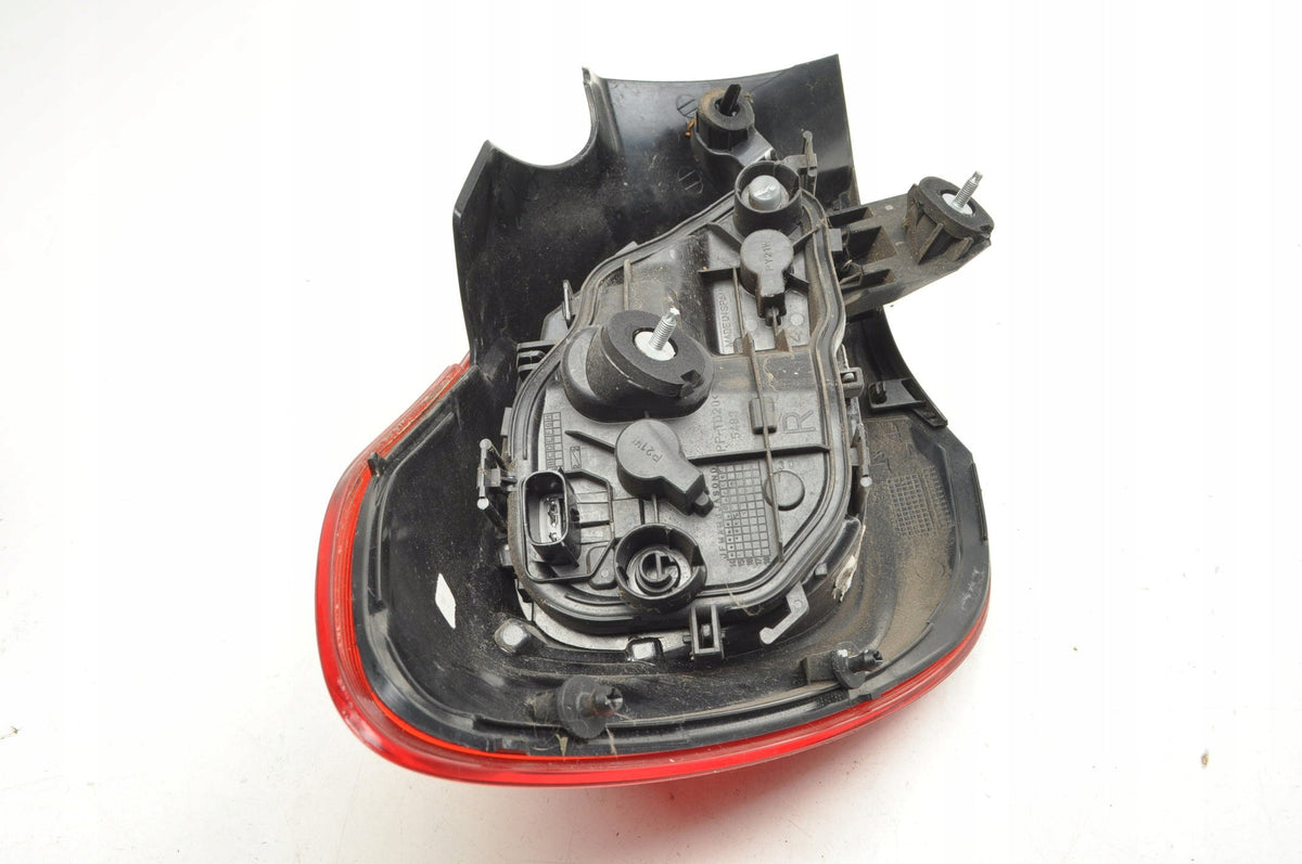 OPEL CORSA E LAMP RIGHT REAR 39012628