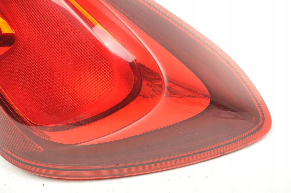 OPEL CORSA E LAMP RIGHT REAR 39012628