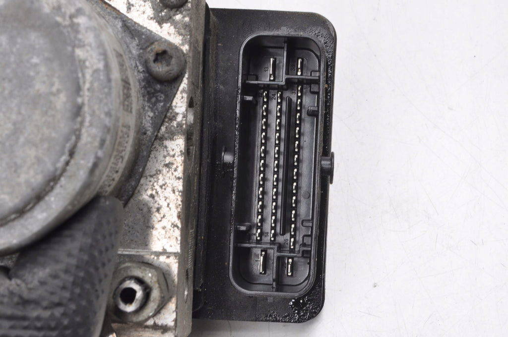 OPEL INSIGNIA A 1.6 CDTi 136HP ABS PUMP 84107105