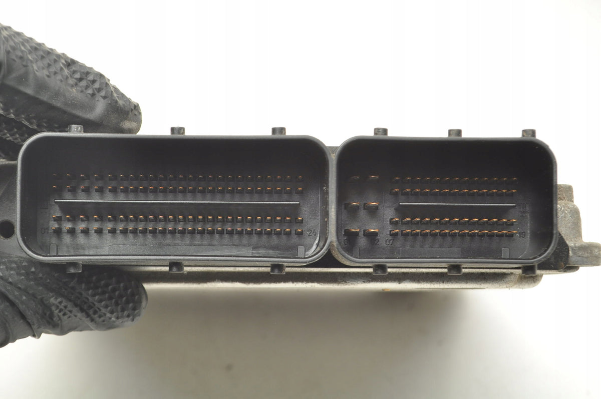 OPEL INSIGNIA A 2.0 Biturbo CDTI COMPUTER ENGINE CONTROLLER P1 55592290