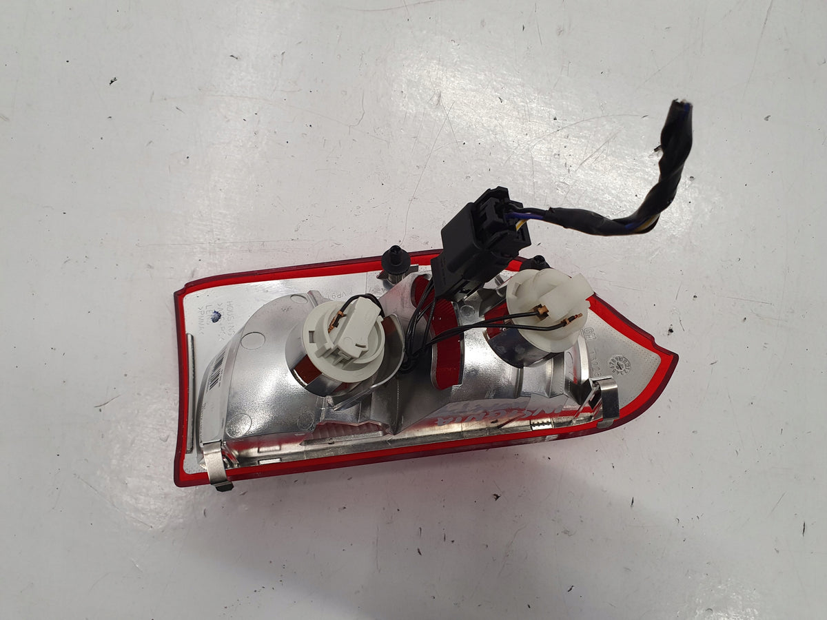 OPEL INSIGNIA A STATION WAGON LAMP RIGHT REAR 13226855