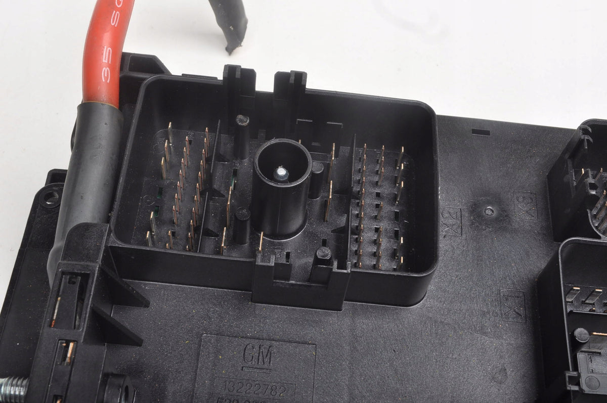 OPEL INSIGNIA AND FUSE BOX 22933575 LIFT