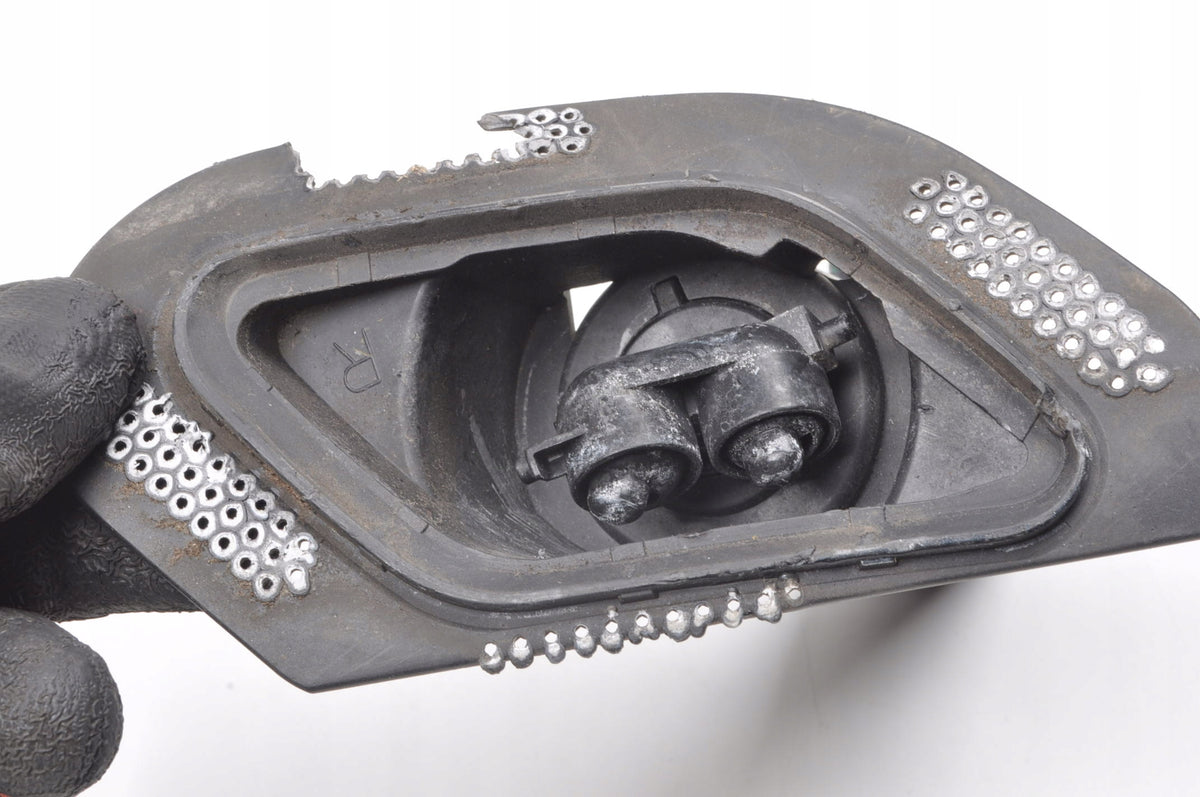 OPEL INSIGNIA AND HEADLIGHT WASHER PUMP LEFT 13227352