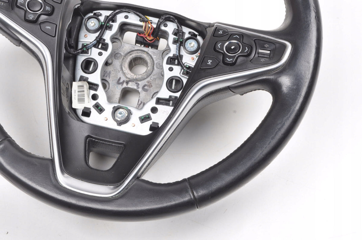 OPEL INSIGNIA AND MULTIFUNCTION LEATHER STEERING WHEEL