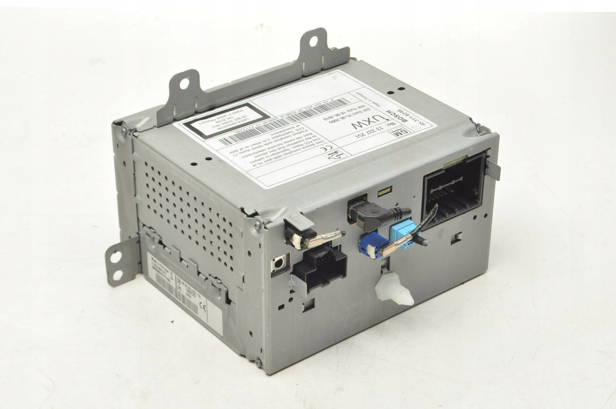 OPEL INSIGNIA AND RADIO NAVIGATION 13337251