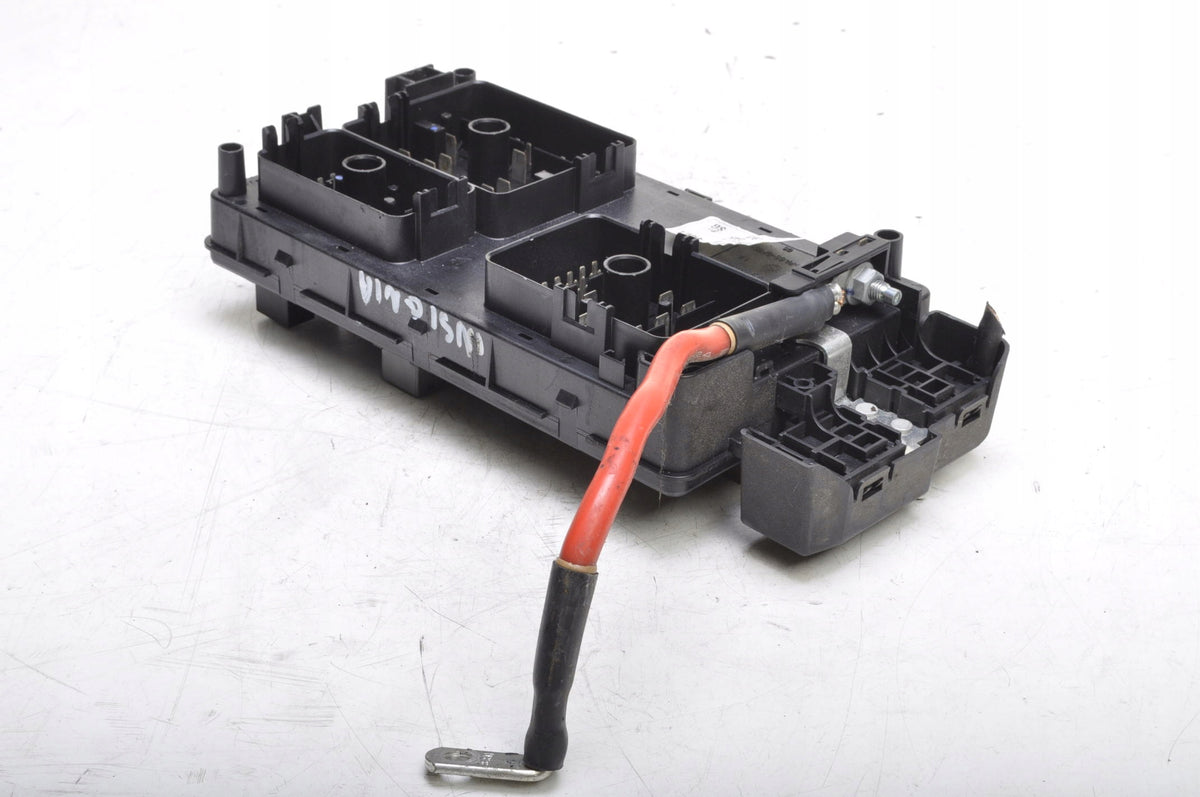 OPEL INSIGNIA FUSE BOX 13345493