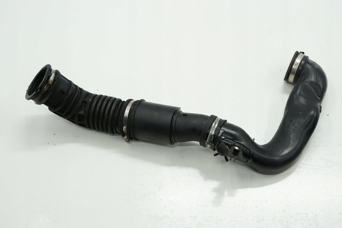 OPEL MOCHA A 14R AIR INTAKE PIPE 1.7CDTI 55577107