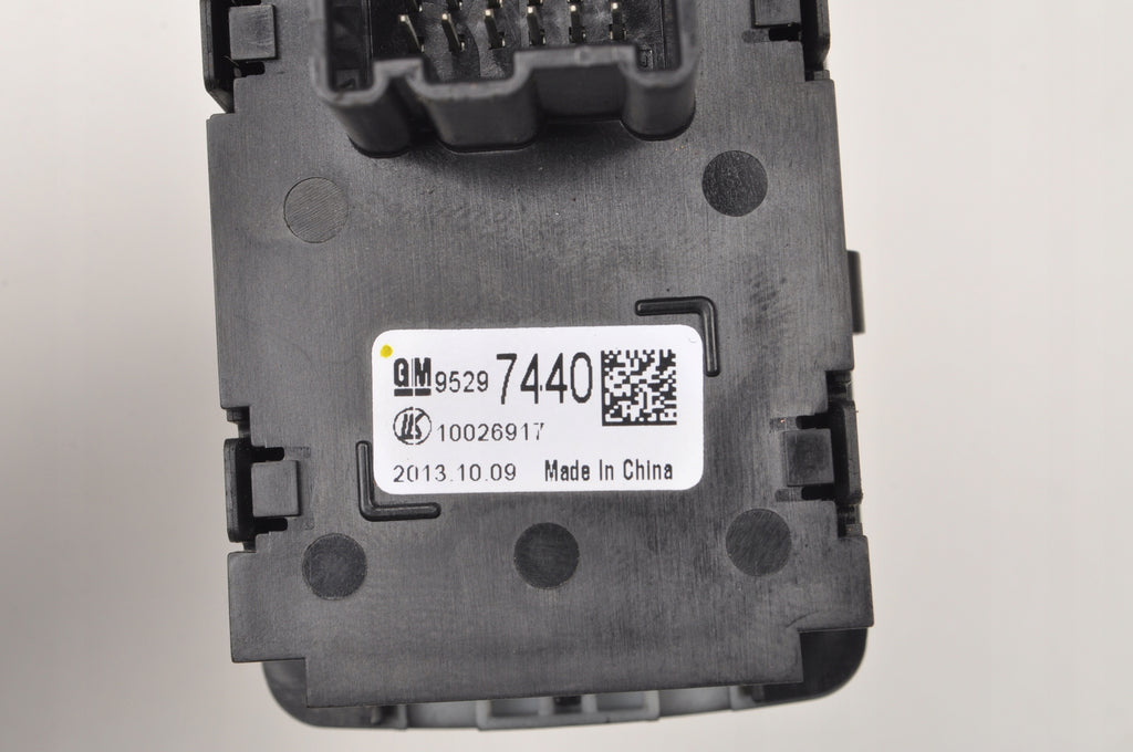OPEL MOCHA AND LIGHT SWITCH 95297440