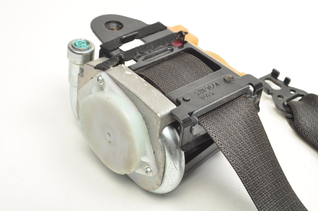OPEL MOCHA AND SEAT BELT LEFT FRONT 95403052