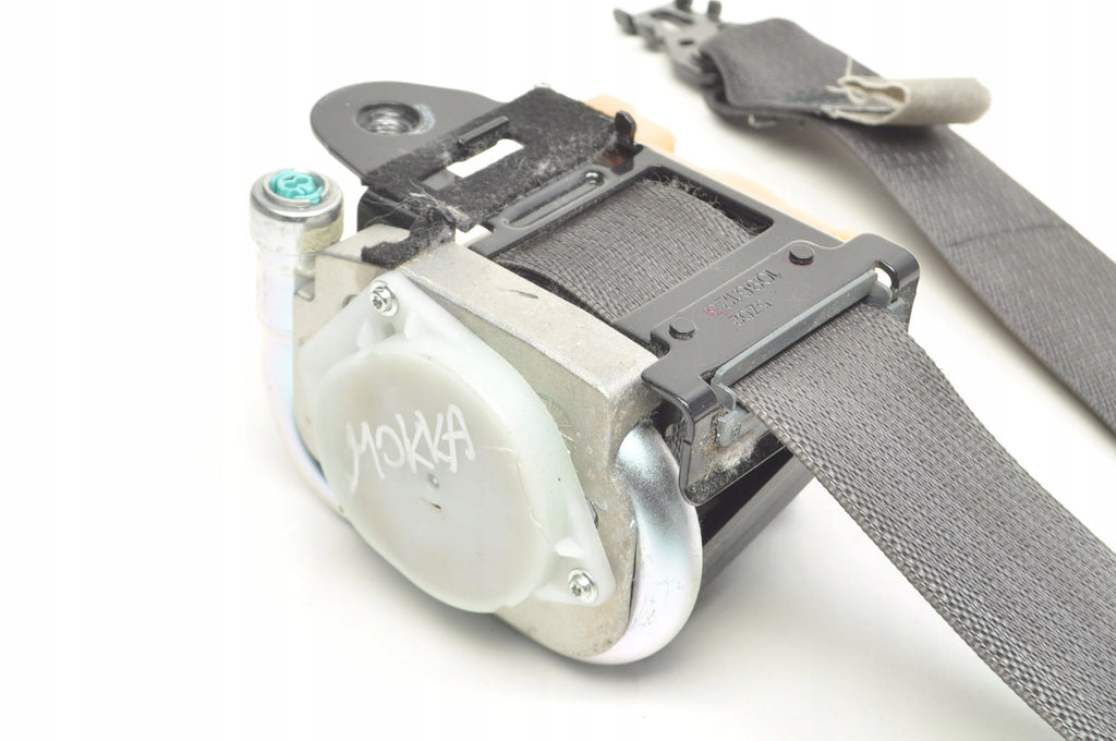 OPEL MOCHA AND SEAT BELT RIGHT FRONT 42353692