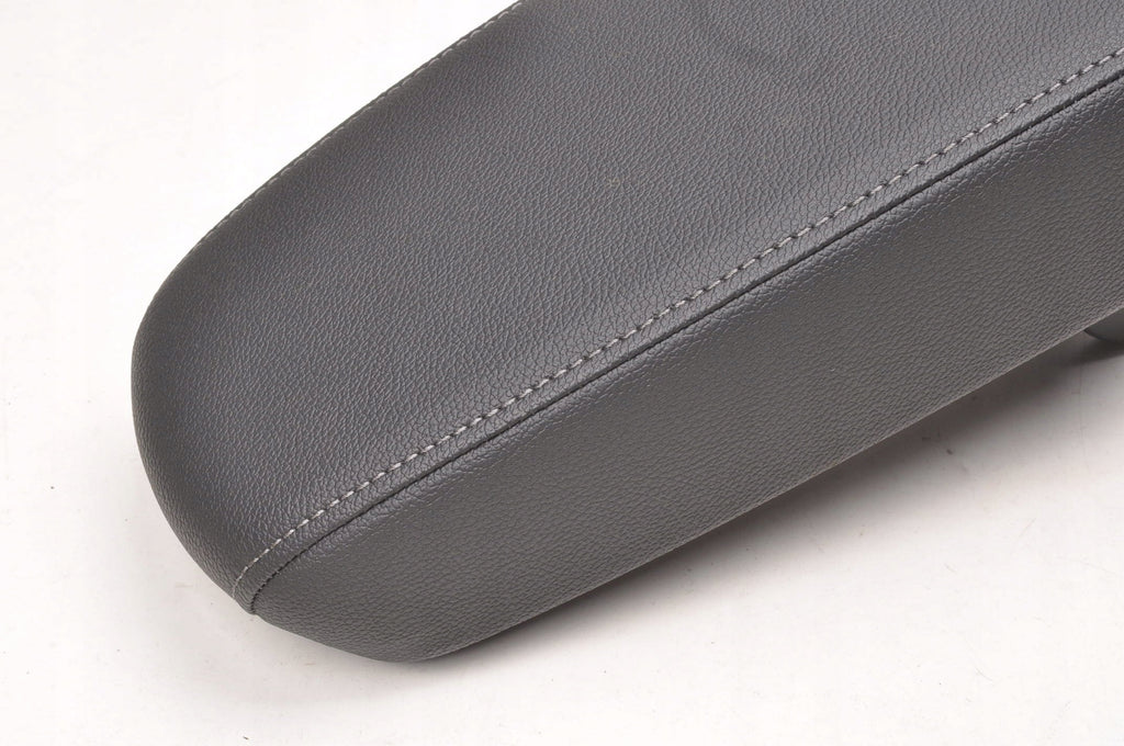 OPEL MOCHA B LIFT ARMREST LEATHER