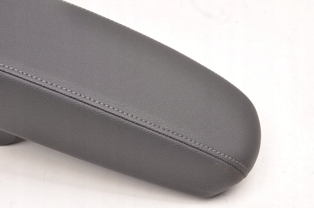 OPEL MOCHA B LIFT ARMREST LEATHER