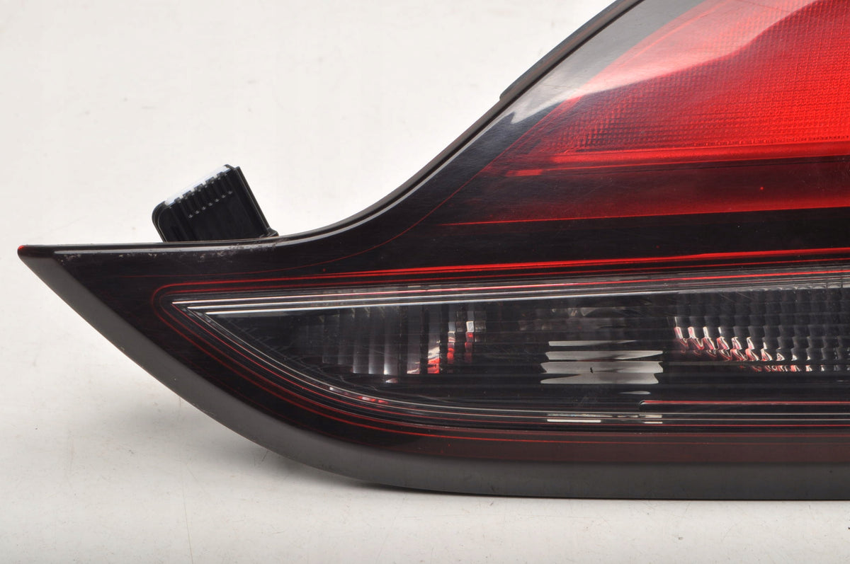 OPEL ZAFIRA C III LAMP RIGHT REAR FLAP 39028597