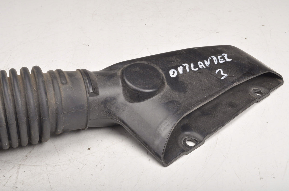 OUTLANDER III AIR INTAKE PIPE 1505A661