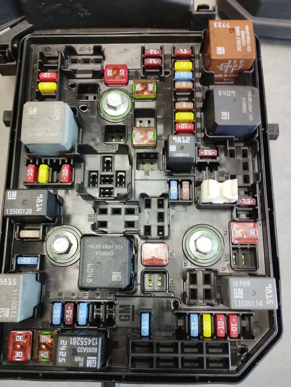 Opel Astra K FUSE BOX MODULE 39069684